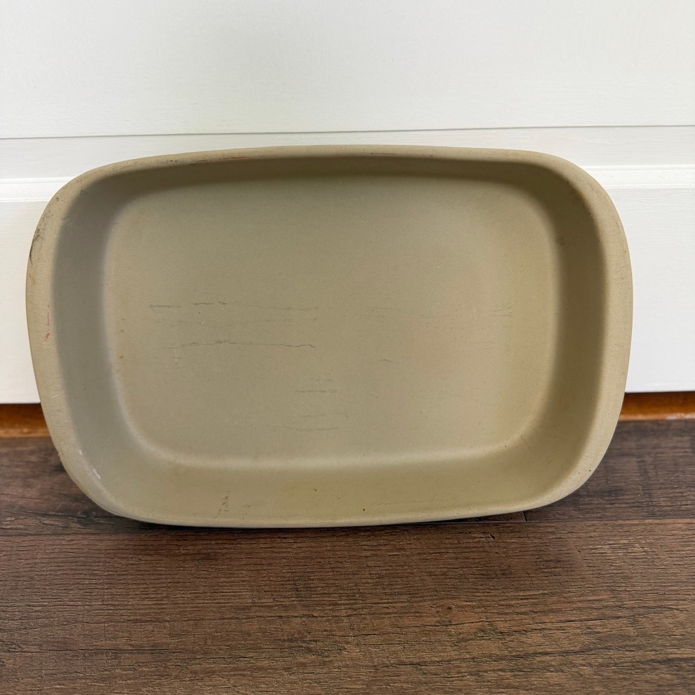 Pampered Chef Stoneware Deep Dish Baker Large Tan
